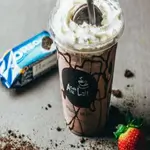 Strawberry and Oreo Milkshake